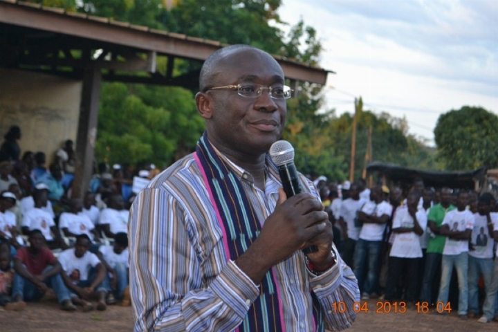 Le candidat indépendant Arthur Aloco à la conquête des électeurs à Toumodi